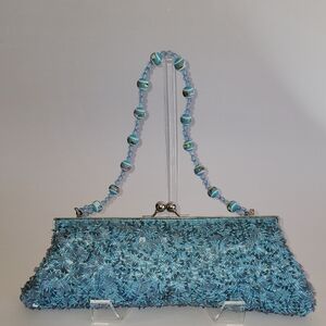 BABY BLUE BEADED & SEQUINED EVENING BAG WITH KISS-LOCK CLOSURE